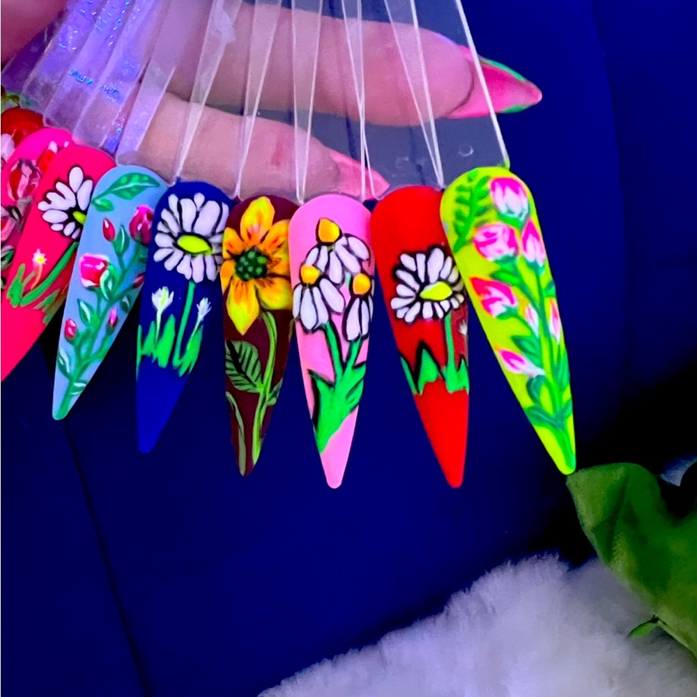 🥰🥰- 🦋NAIL SUPPLIES ACRYLICS what Size gift bag do you want?Any size,any amount😎